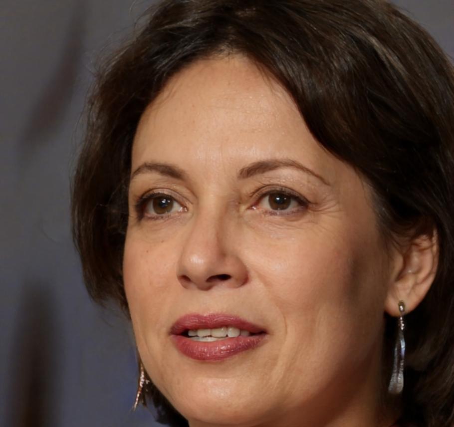 Porträtfoto von Lenja Obermeier, Finanzplanungs-Expertin